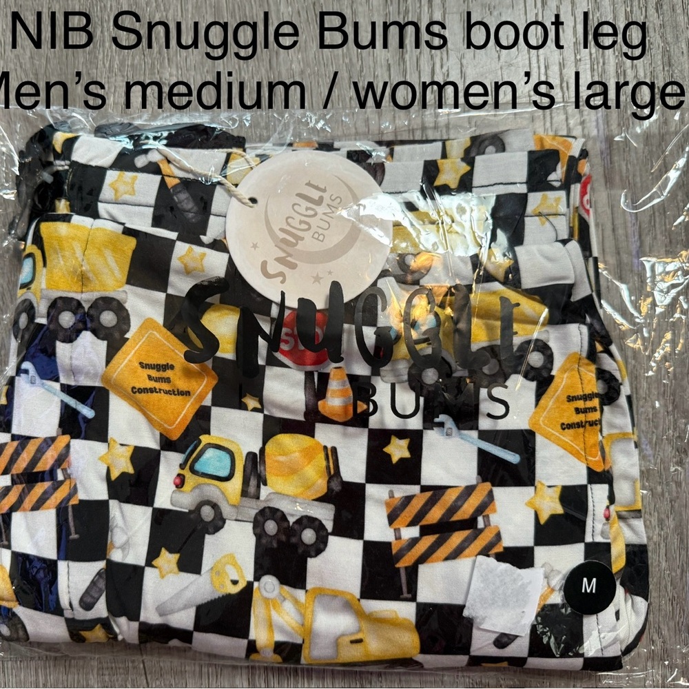 Bamboo snuggle bums construction Women's Boot Cut Pants large